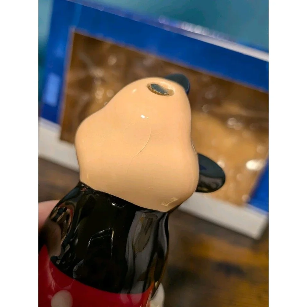 Disney ceramic shakers